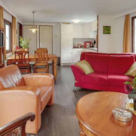 Tasteful Chalet Near Ommen For Family Stegeren エクステリア 写真