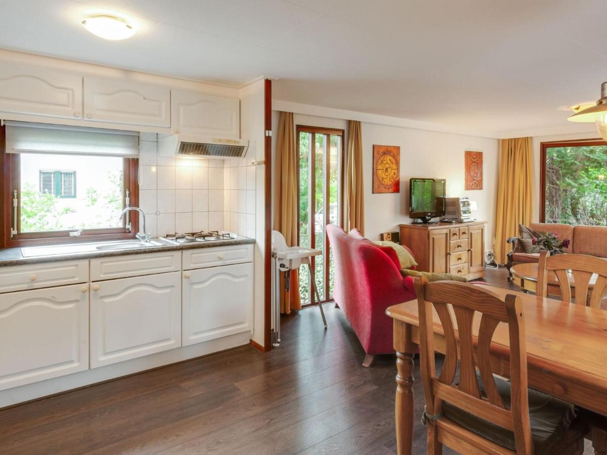 Tasteful Chalet Near Ommen For Family Stegeren エクステリア 写真
